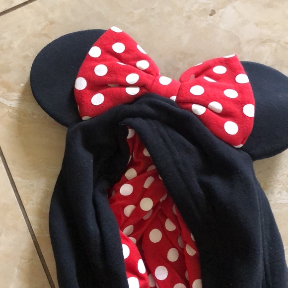 Minnie Mouse hooded pull over sweat shirt - Picture 3 of 3